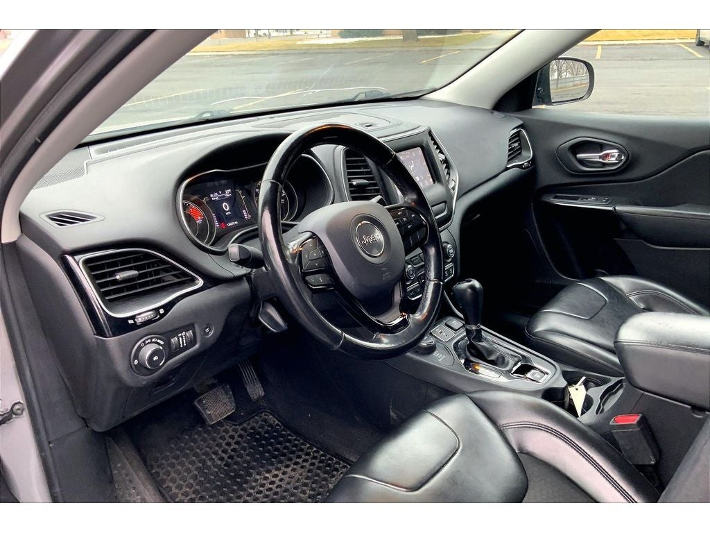 2020 Jeep Cherokee Altitude