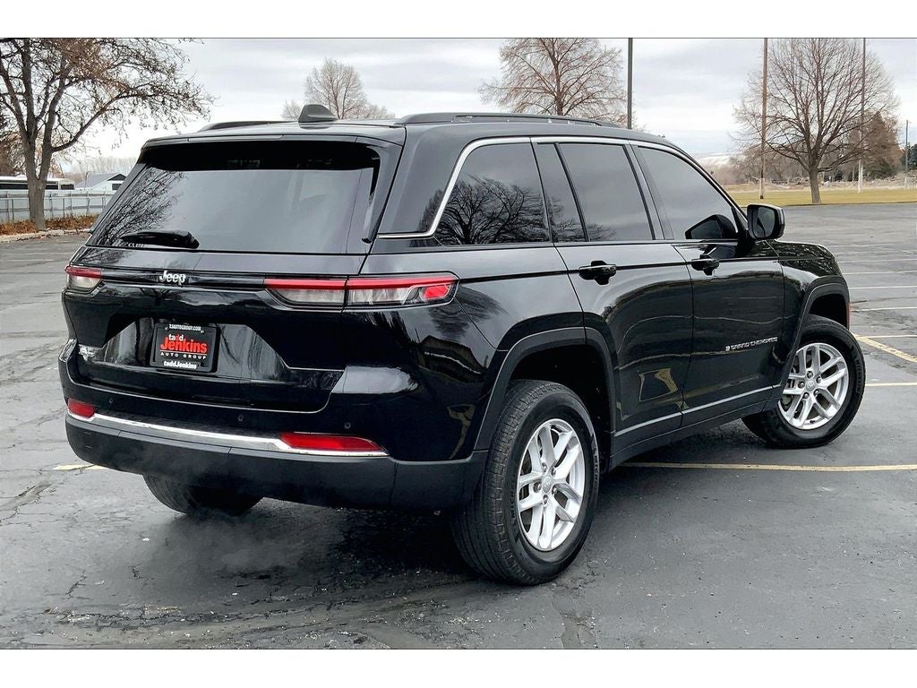 2023 Jeep Grand Cherokee Laredo