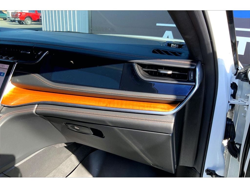 2022 Jeep Grand Cherokee L Summit Reserve