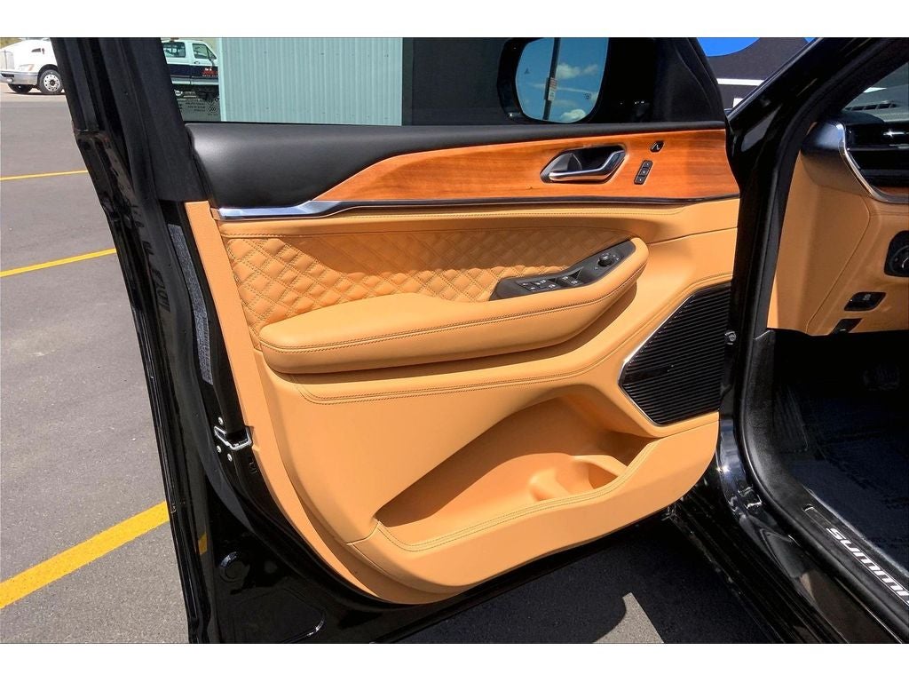2025 Jeep Grand Cherokee L Summit Reserve