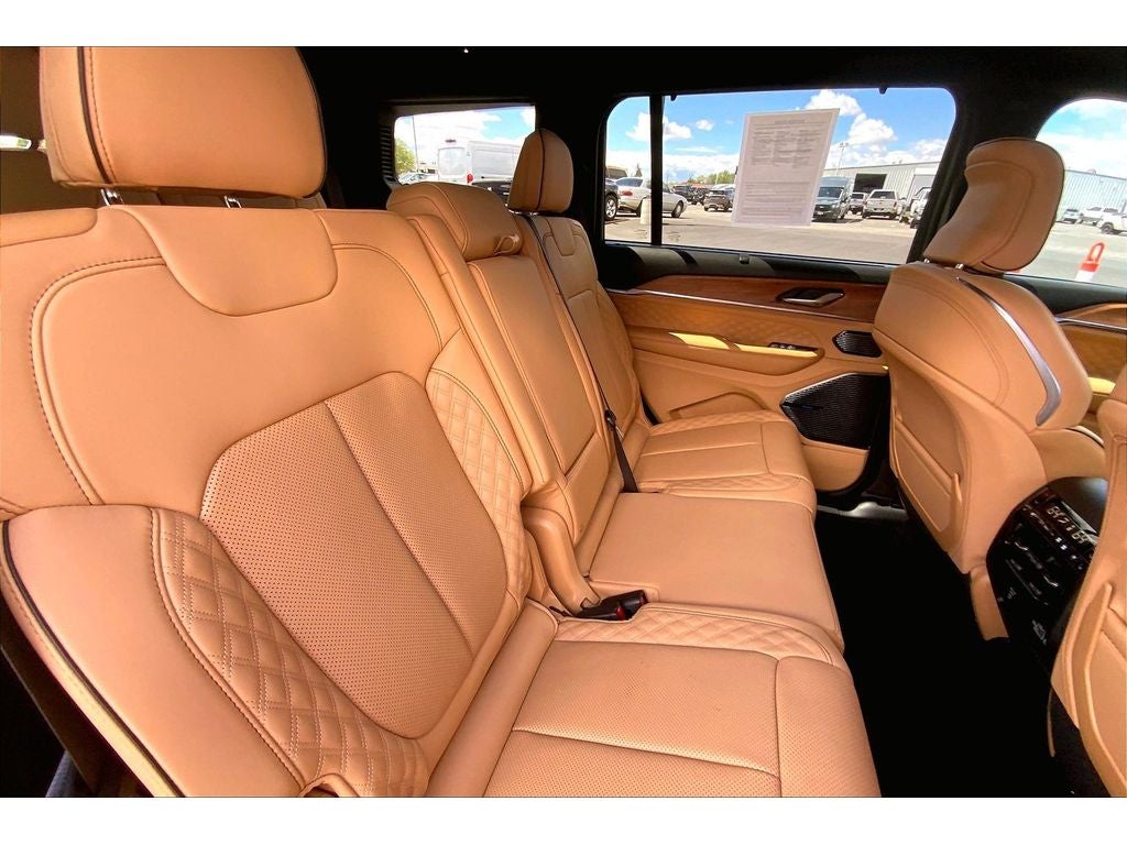 2025 Jeep Grand Cherokee L Summit Reserve