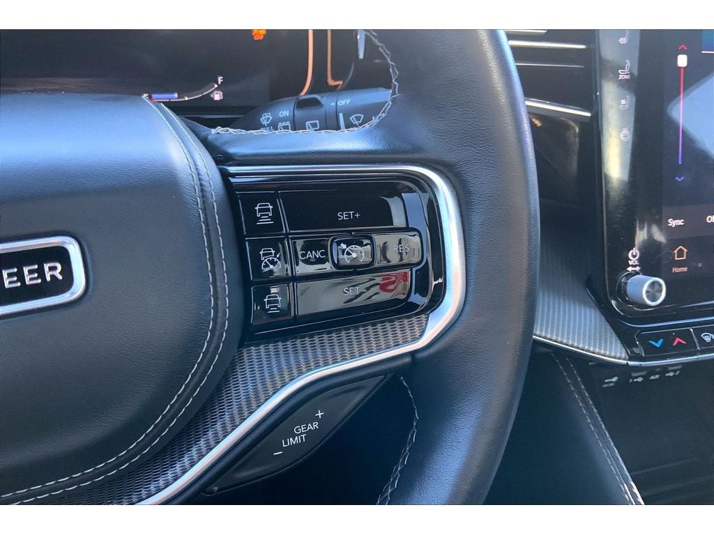 2022 Jeep Grand Wagoneer Series II Obsidian