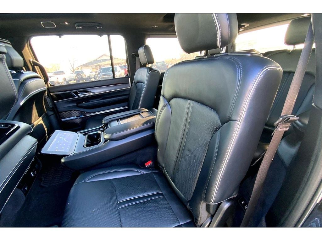 2022 Jeep Grand Wagoneer Series II Obsidian