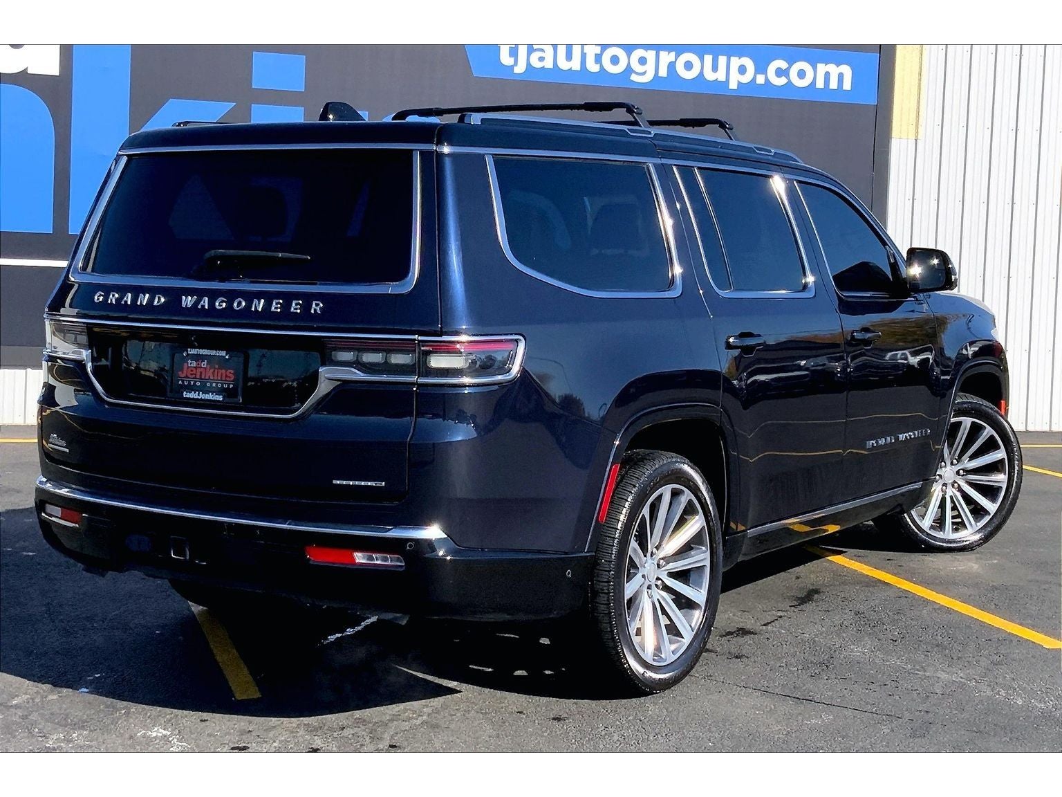 2023 Jeep Grand Wagoneer Series II
