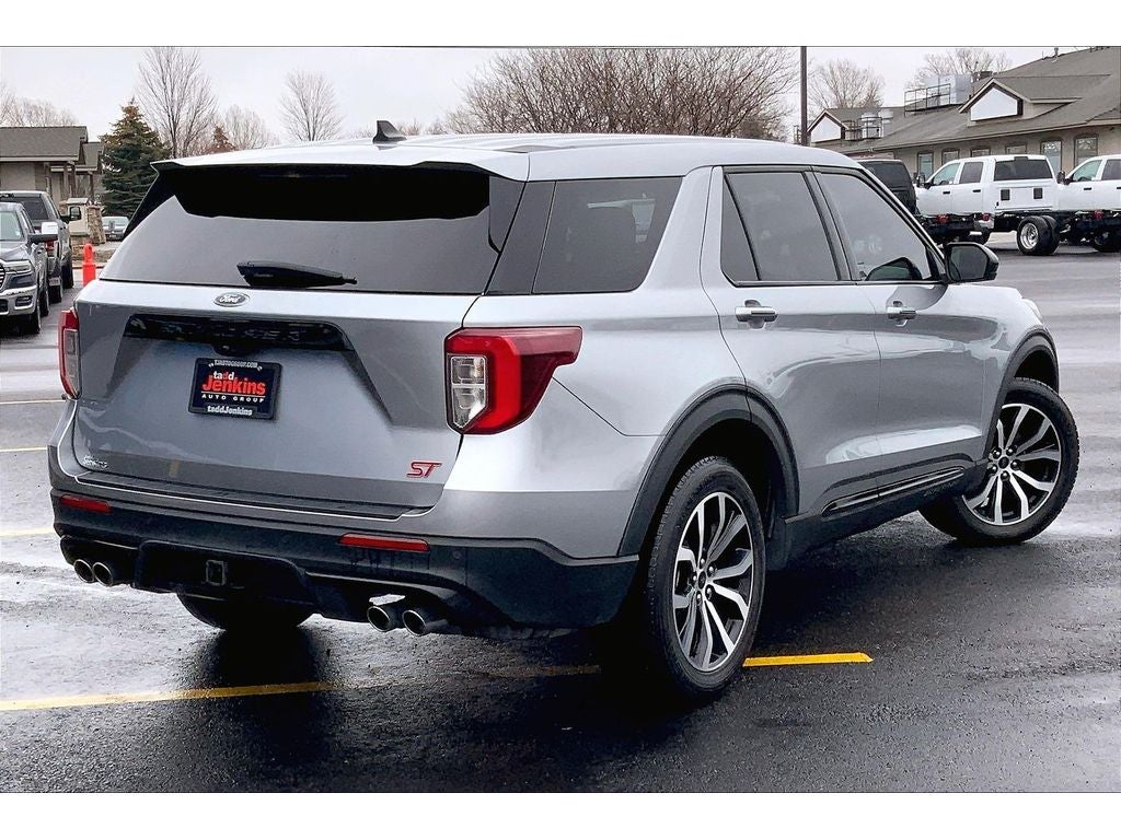 2022 Ford Explorer ST