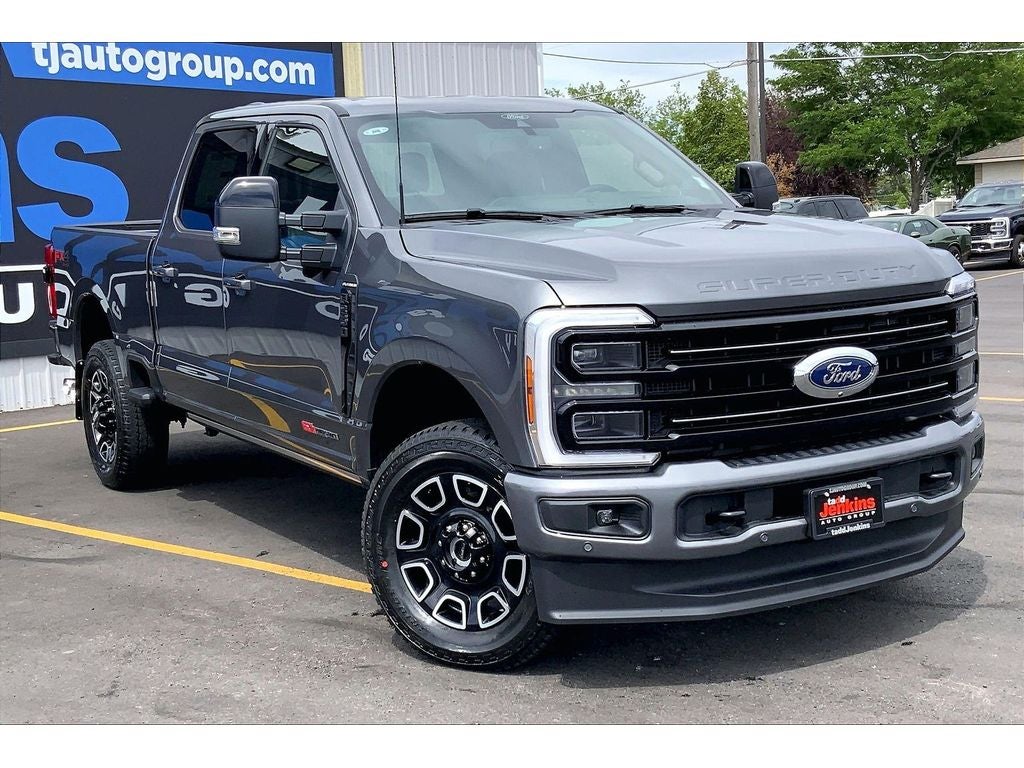 2026 Ford F-350 Super Duty Platinum