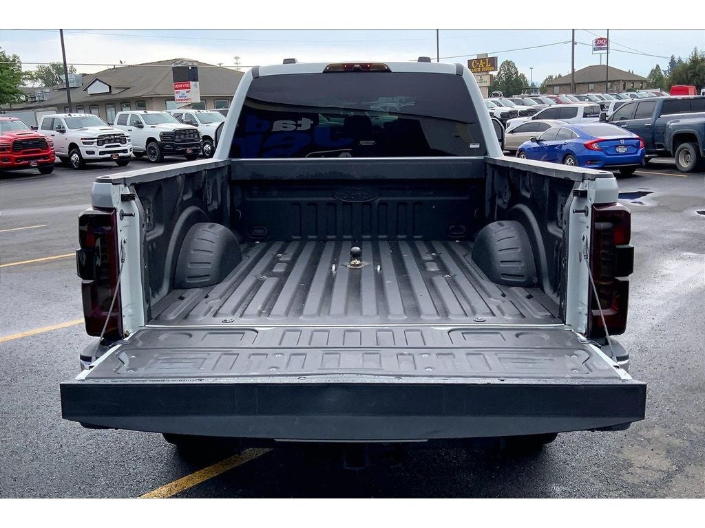 2025 Ford F-350 Super Duty LARIAT