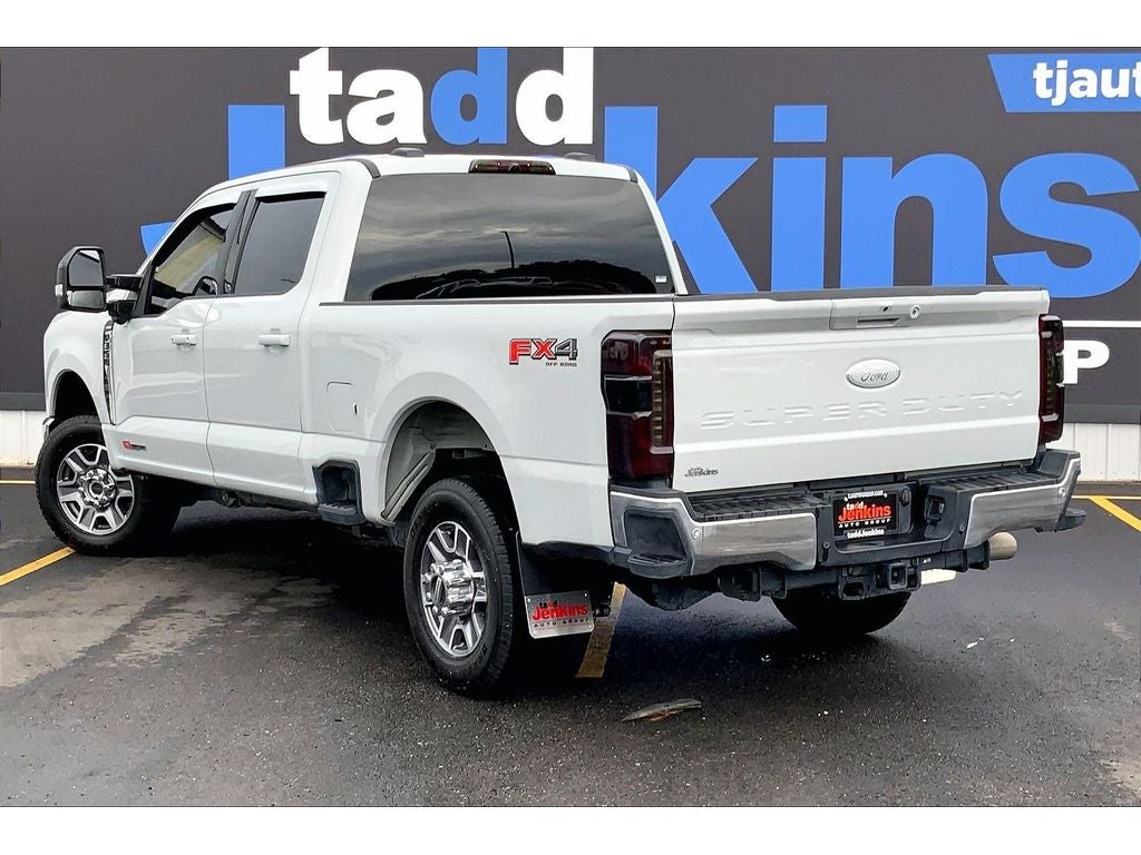 2025 Ford F-350 Super Duty LARIAT