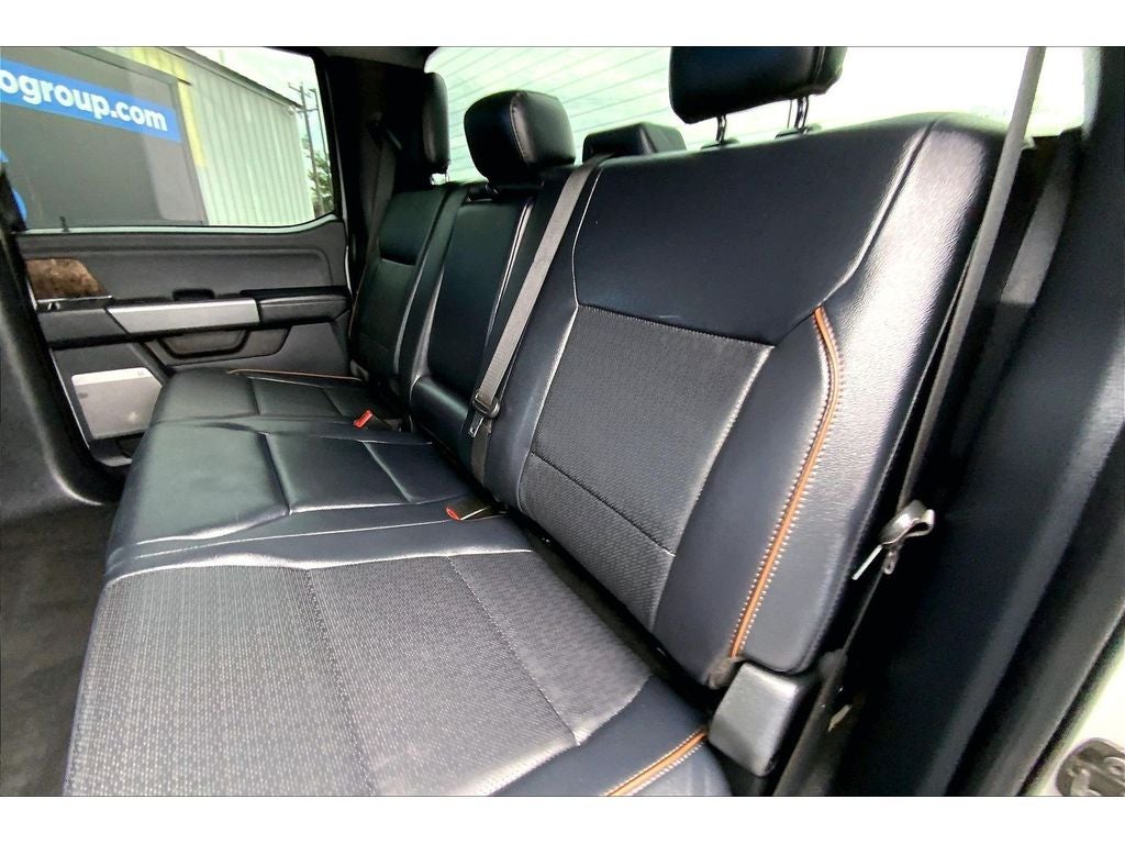 2025 Ford F-350 Super Duty LARIAT