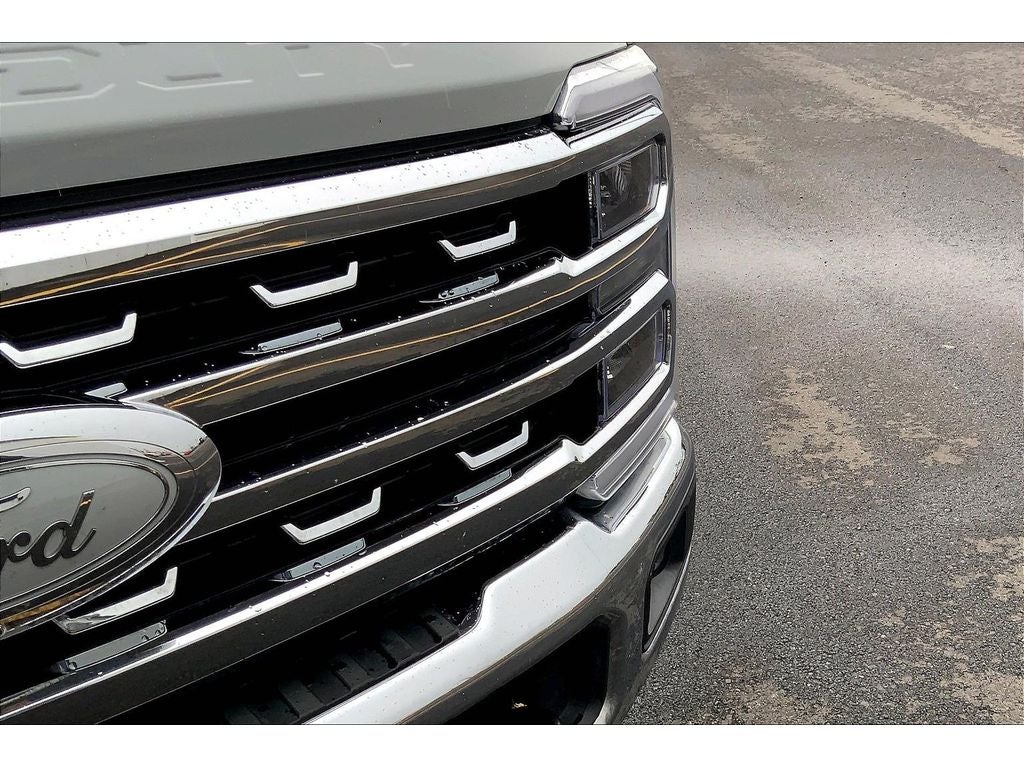 2025 Ford F-350 Super Duty LARIAT