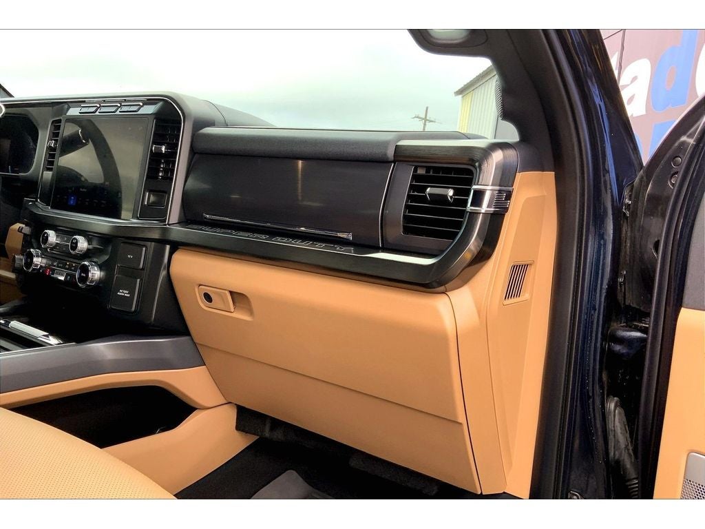 2024 Ford F-350 Super Duty LARIAT