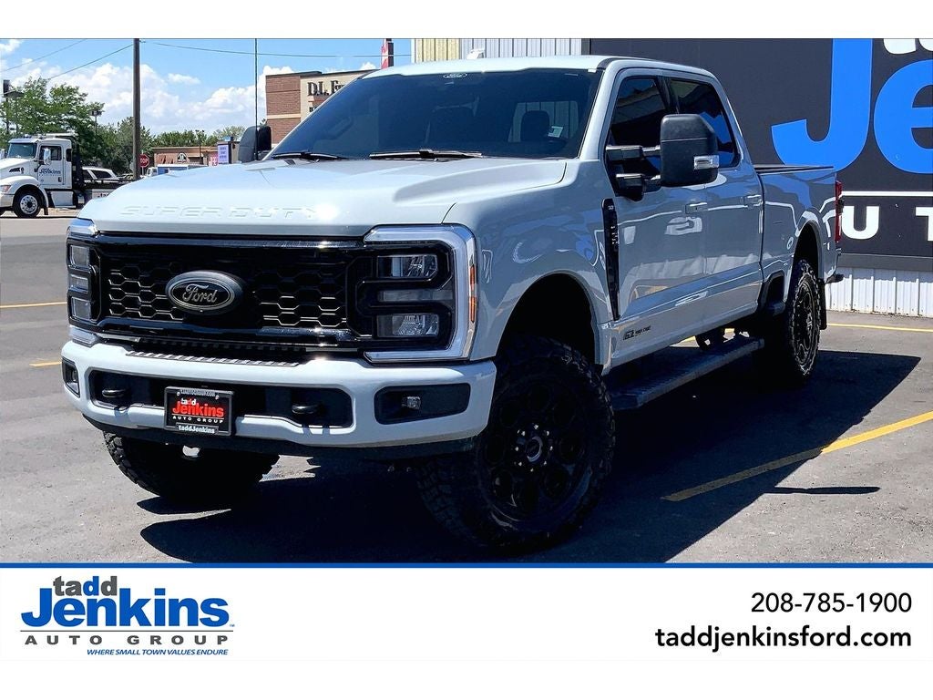 2025 Ford F-350 Super Duty XLT