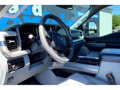 2025 Ford F-350 Super Duty XLT