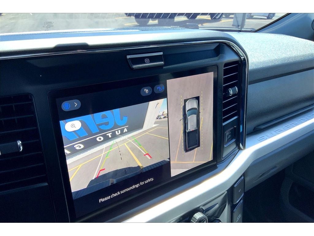2025 Ford F-350 Super Duty XLT