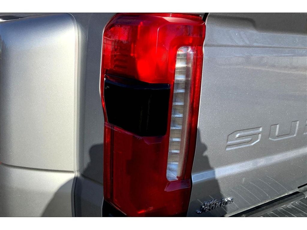 2024 Ford F-350 Super Duty LARIAT