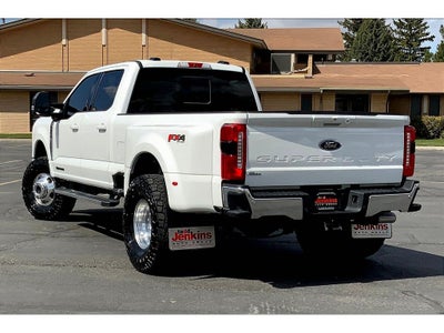 2024 Ford F-350 Super Duty LARIAT