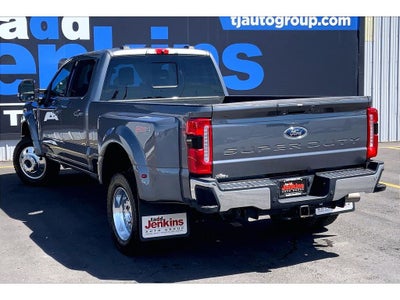 2023 Ford F-450 LARIAT