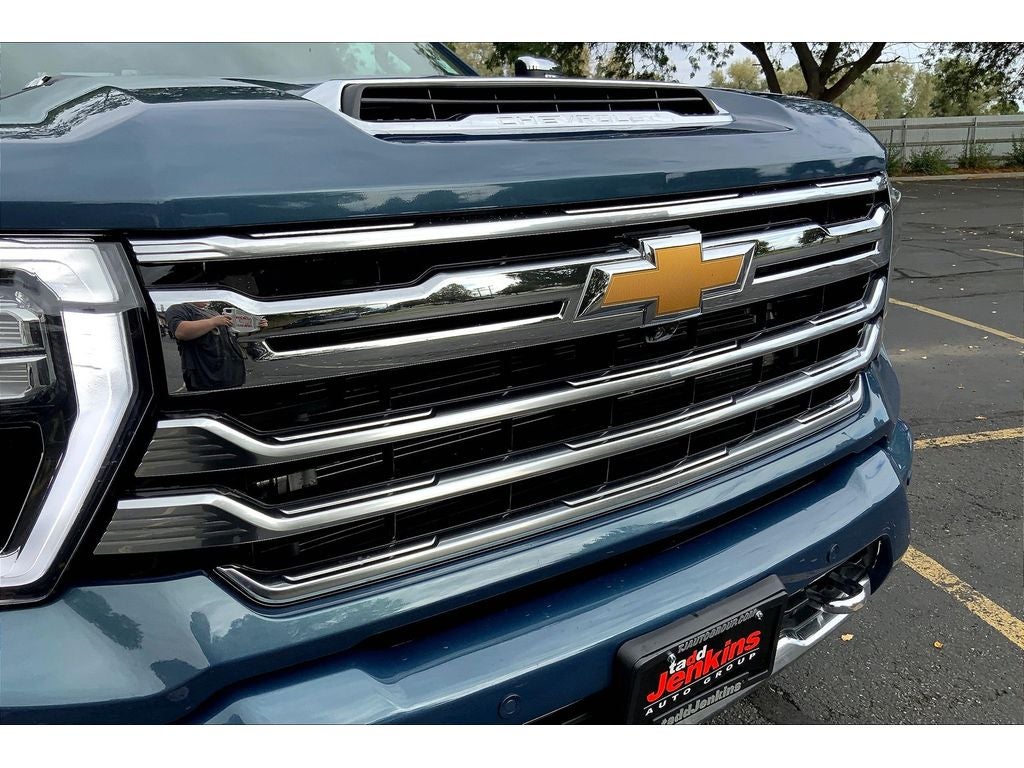 2025 Chevrolet Silverado 3500 High Country