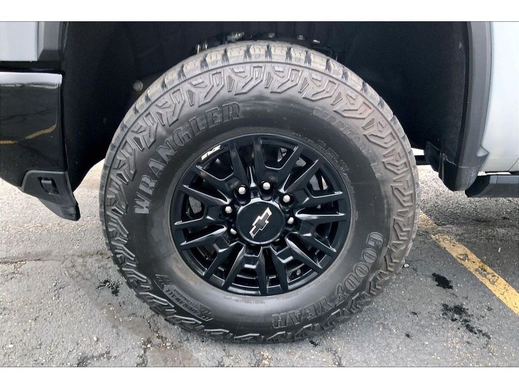 2025 Chevrolet Silverado 2500 ZR2