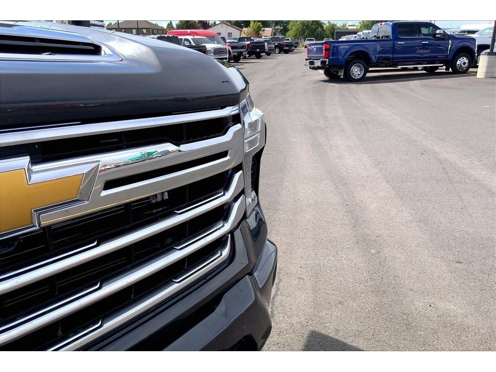 2024 Chevrolet Silverado 3500 LTZ