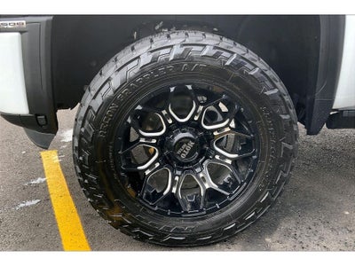 2024 GMC Sierra 2500 AT4