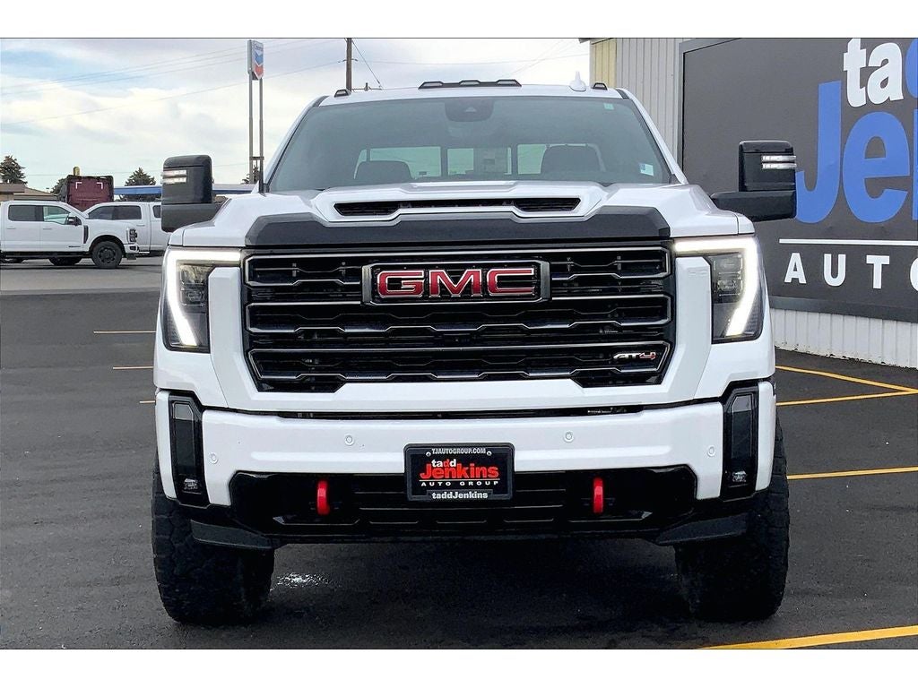 2024 GMC Sierra 2500 AT4
