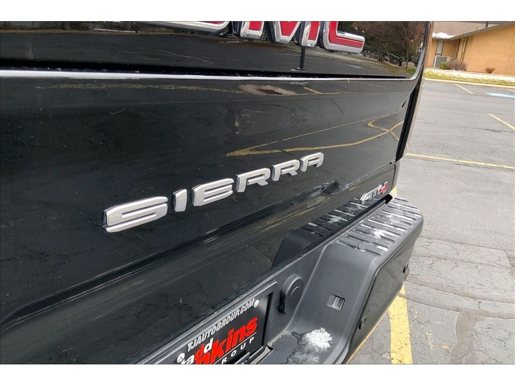 2024 GMC Sierra 2500 AT4