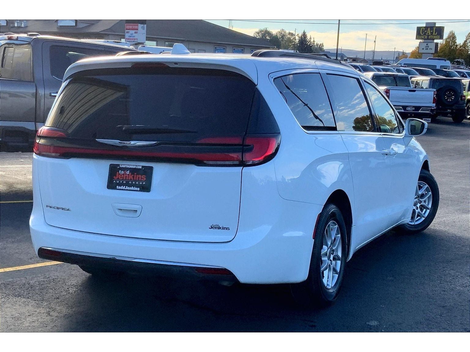 2022 Chrysler Pacifica Touring L