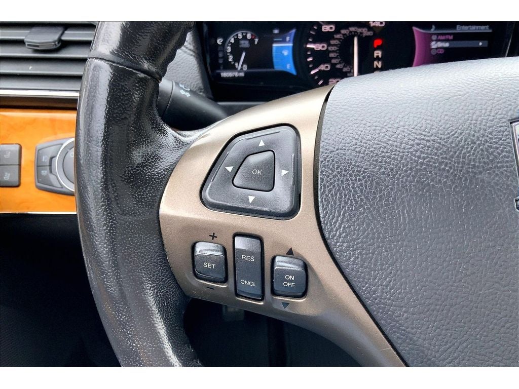 2011 Lincoln MKX Base