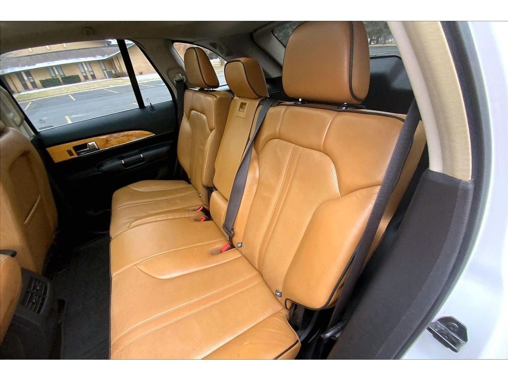 2011 Lincoln MKX Base