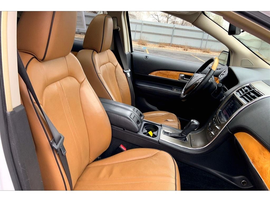 2011 Lincoln MKX Base