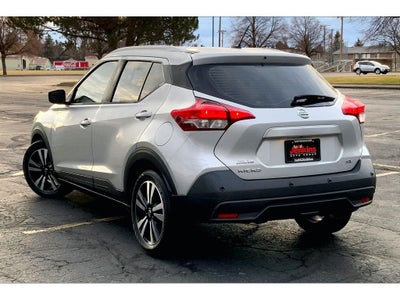 2020 Nissan Kicks SV