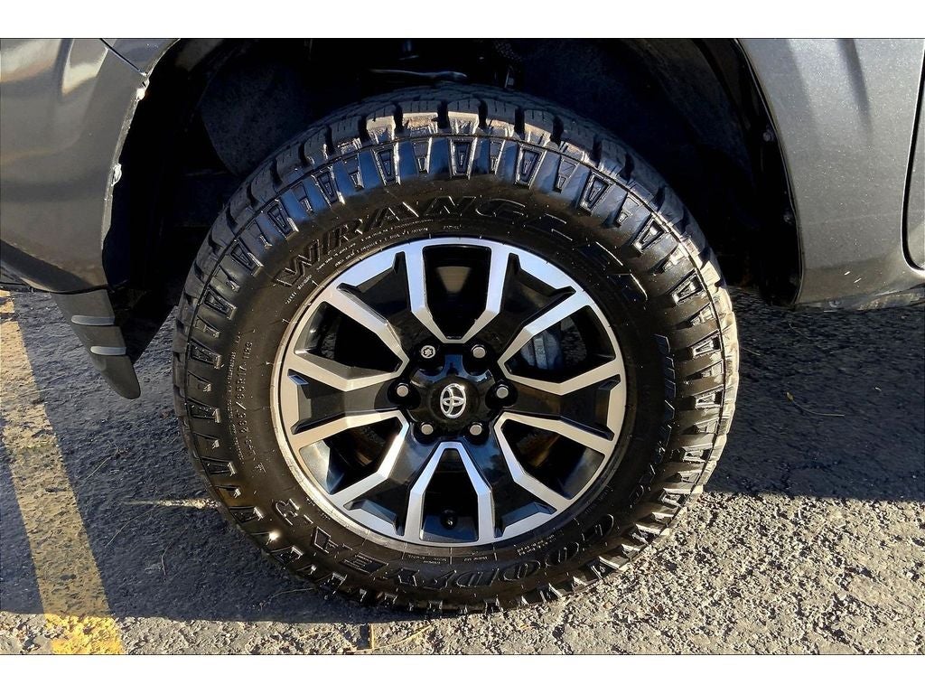 2022 Toyota Tacoma SR