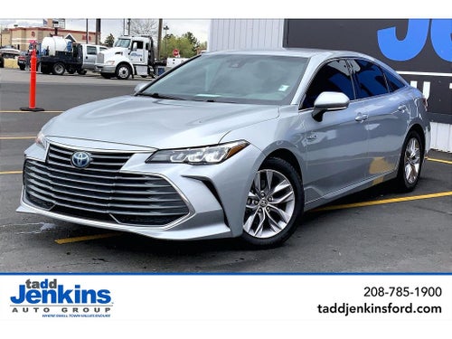 2021 Toyota Avalon Hybrid XLE