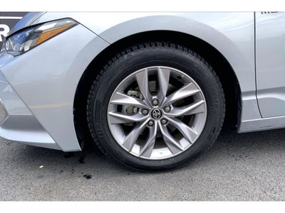 2021 Toyota Avalon Hybrid XLE