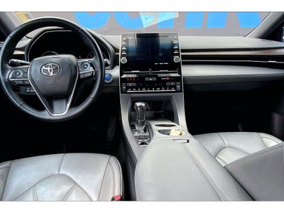 2021 Toyota Avalon Hybrid XLE