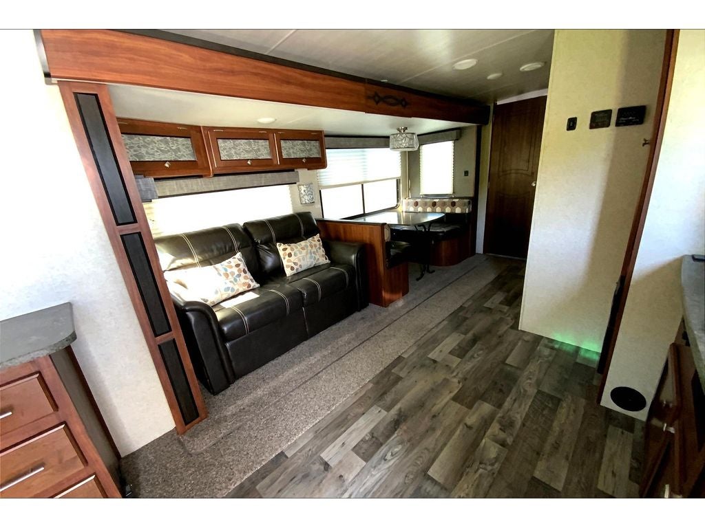 2017 HEARTLAND WILDERNESS Base