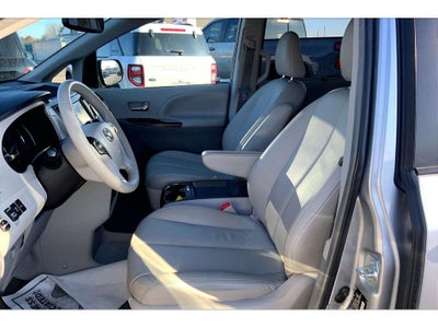 2013 Toyota Sienna XLE