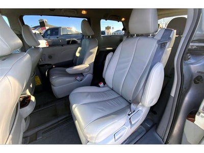2013 Toyota Sienna XLE