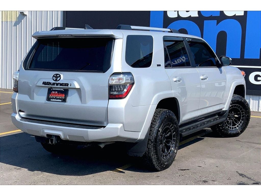 2024 Toyota 4Runner SR5