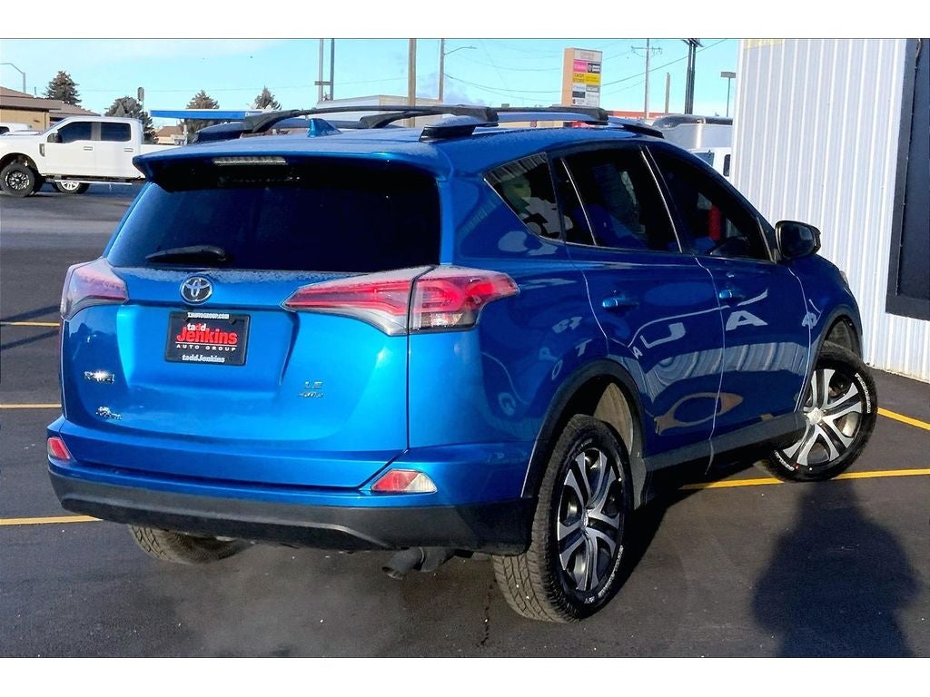 2017 Toyota RAV4 LE