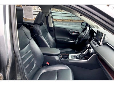 2020 Toyota RAV4 Limited