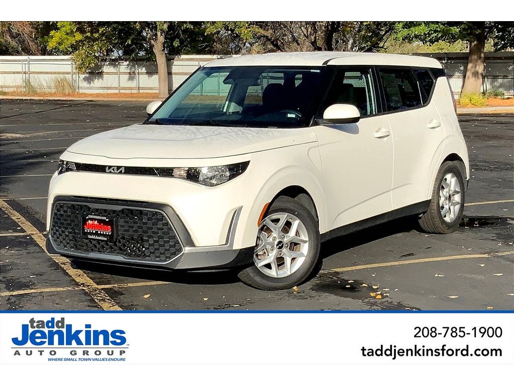 2024 Kia Soul LX