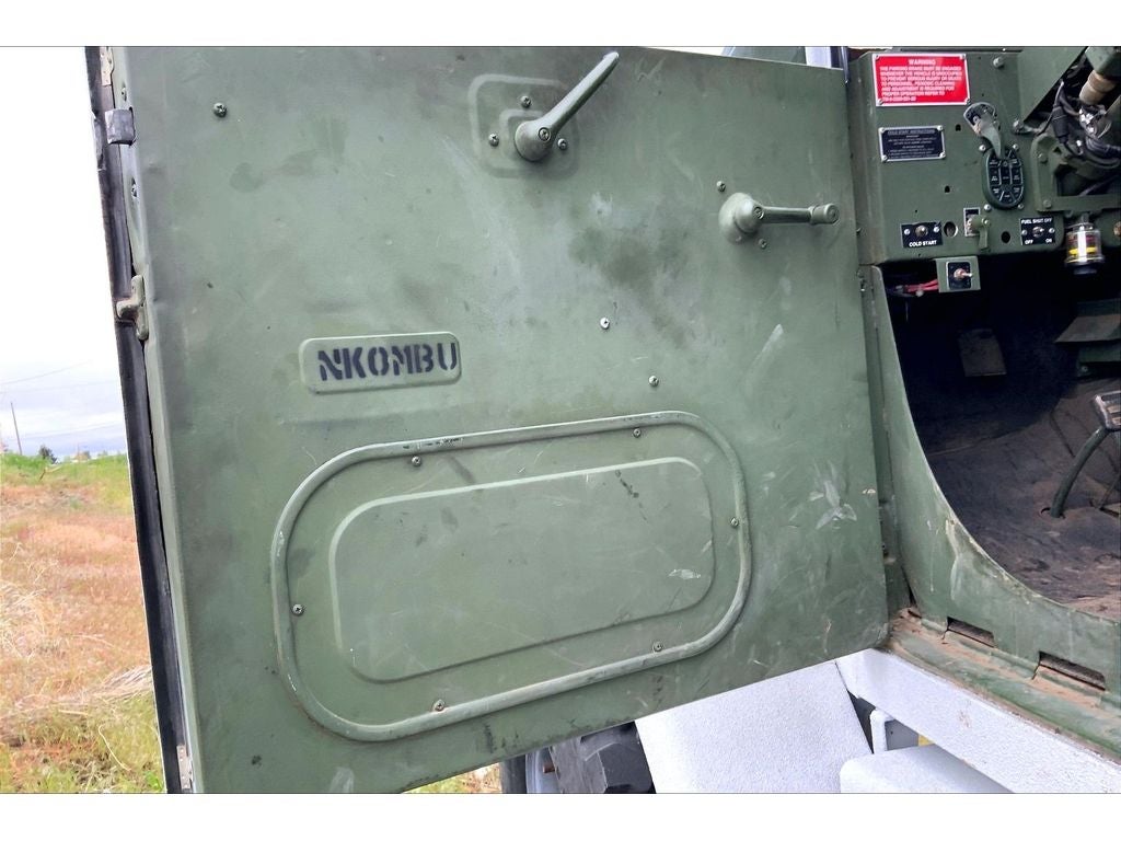 1999 AM GENERAL M923A1 Base