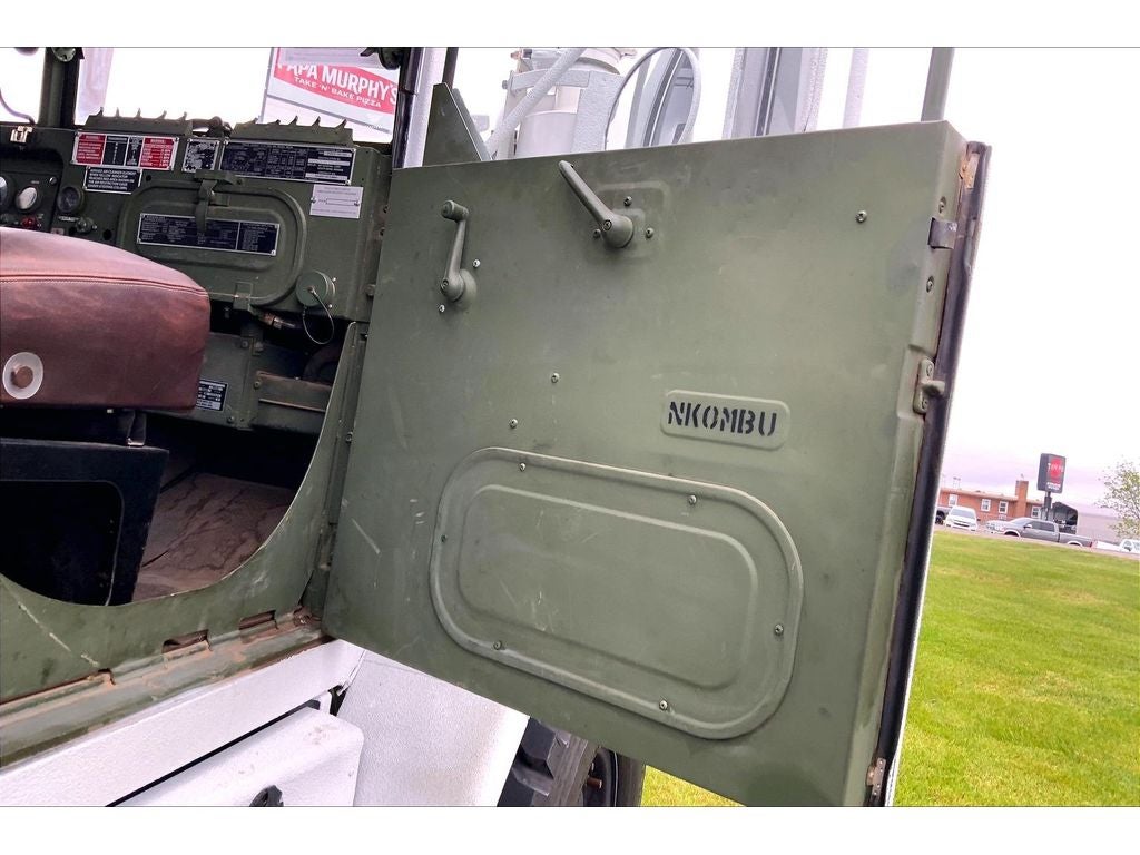 1999 AM GENERAL M923A1 Base