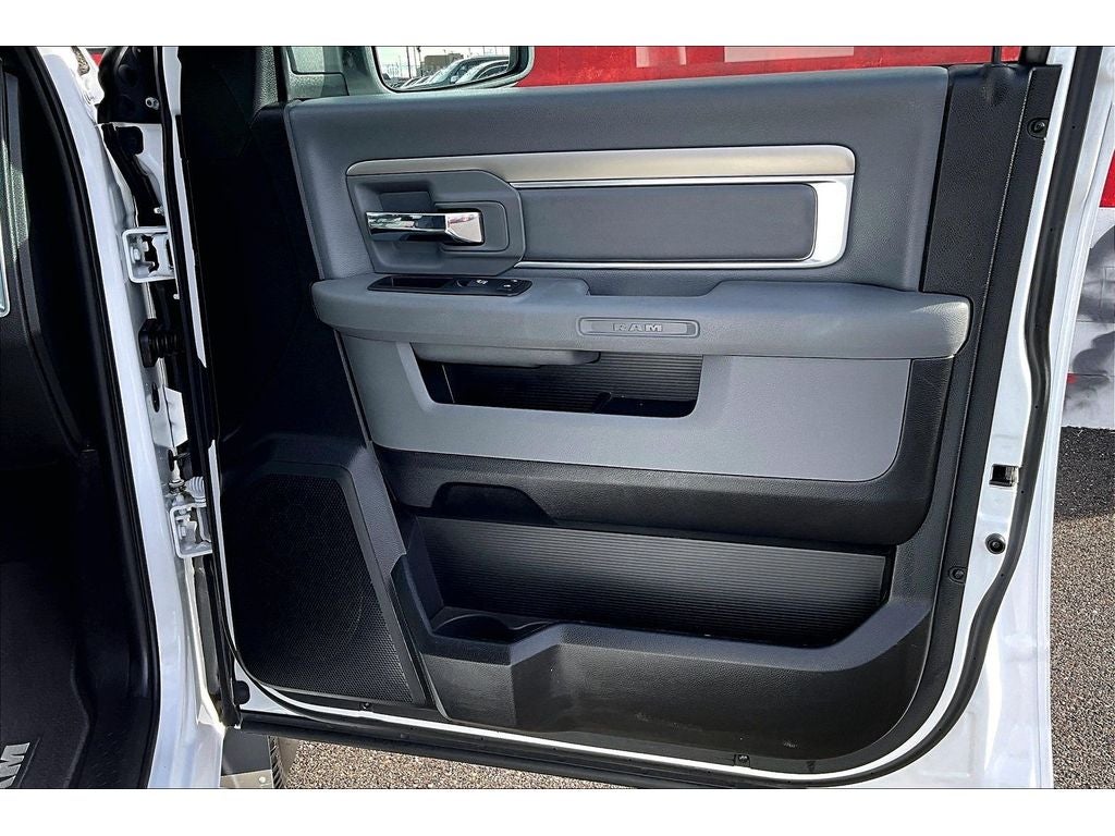 2019 RAM 1500 Classic SLT