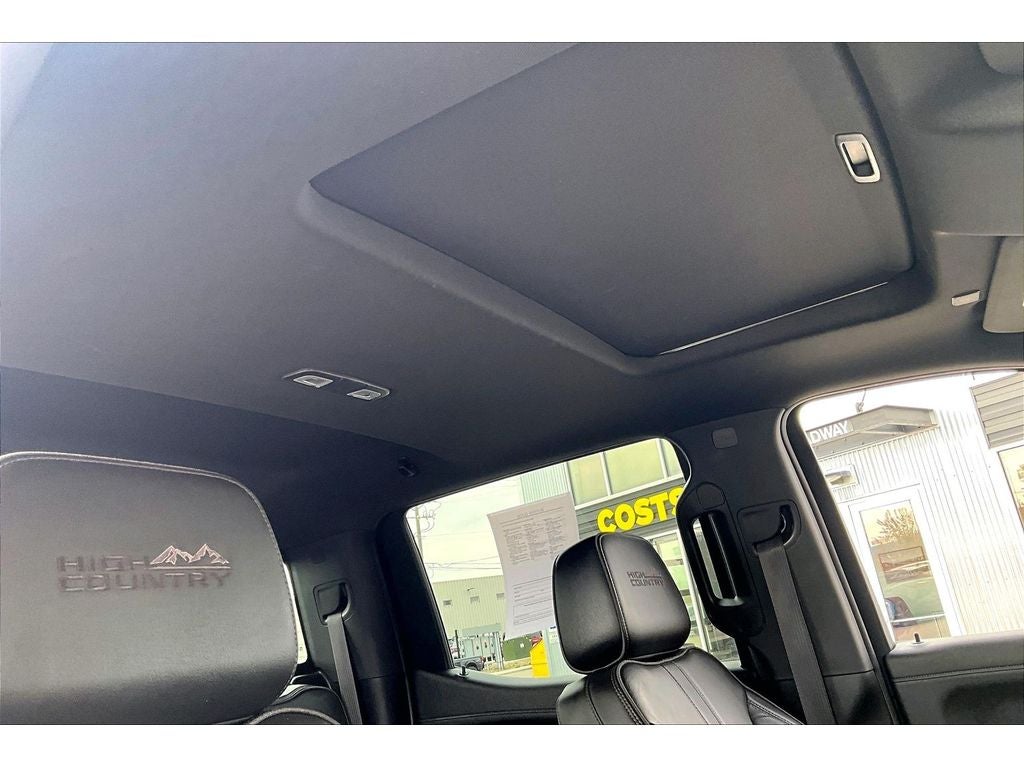 2022 Chevrolet Silverado High Country