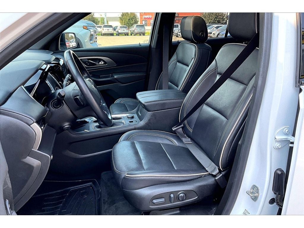 2022 Chevrolet Traverse Premier