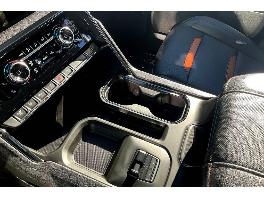 2024 GMC Sierra AT4