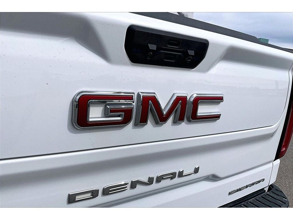 2022 GMC Sierra Denali